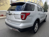 Used 2017 Ford Explorer XLT w/ Equipment Group 202A image 5