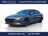 Used 2023 Hyundai Elantra SEL image 1