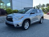 Used 2015 Toyota Highlander LE image 2