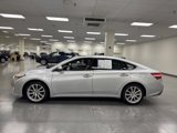 Used 2013 Toyota Avalon XLE Premium image 4