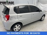 Used 2009 Pontiac G3 w/ Preferred Package image 2