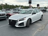 Used 2024 Nissan Altima 2.5 SV image 2