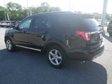 Used 2017 Ford Explorer XLT w/ Equipment Group 202A image 4
