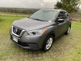 Used 2019 Nissan Kicks S image 3