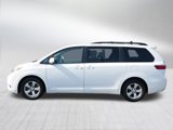 Used 2015 Toyota Sienna LE image 4