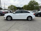 Used 2016 Chevrolet Cruze LT image 2