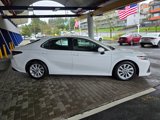Used 2022 Toyota Camry LE w/ Convenience Package image 4