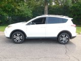 Used 2018 Toyota RAV4 LE image 2