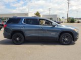Used 2019 GMC Acadia SLT image 2