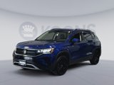 Used 2022 Volkswagen Taos SE w/ Panoramic Sunroof Package image 5