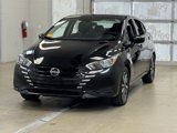 Used 2023 Nissan Versa SV image 3