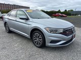 Used 2020 Volkswagen Jetta R-Line image 2