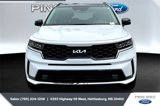 Used 2022 Kia Sorento EX w/ Panoramic Sunroof Package image 3