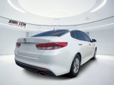 Used 2018 Kia Optima LX image 3