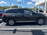 Used 2015 Nissan Pathfinder SL image 3