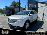 Used 2012 Lincoln MKX FWD image 3
