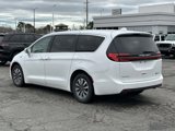 Certified 2022 Chrysler Pacifica Touring-L image 6