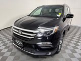 Used 2017 Honda Pilot Touring image 2
