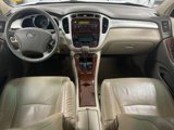 Used 2005 Toyota Highlander Limited image 3