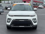 Used 2022 Kia Soul EX image 2
