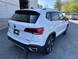 New 2024 Volkswagen Taos SE image 3