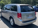 Used 2019 Dodge Grand Caravan SXT image 3
