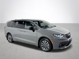 New 2025 Chrysler Pacifica Select image 5