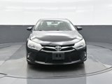 Used 2017 Toyota Camry SE image 2
