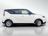 Used 2024 Kia Soul S image 3