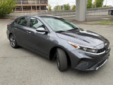 Used 2023 Kia Forte LXS image 3