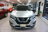 Used 2019 Nissan Rogue SV image 2