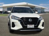 Used 2024 Nissan Kicks SV image 3