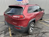 Used 2016 Jeep Cherokee Trailhawk image 5