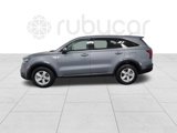 Used 2023 Kia Sorento LX image 2