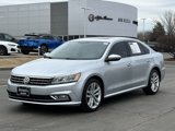 Used 2018 Volkswagen Passat 2.0T SE image 4
