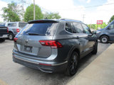 Used 2022 Volkswagen Tiguan SE w/ Panoramic Sunroof Package image 5