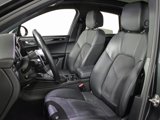 Certified 2017 Porsche Macan image 5