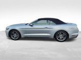 Used 2017 Ford Mustang Premium image 4