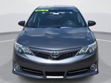 Used 2014 Toyota Camry SE image 2