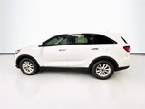 Used 2019 Kia Sorento LX image 4