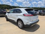 Used 2022 Ford Edge SEL image 6