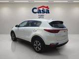 Used 2022 Kia Sportage LX image 4