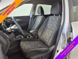 Used 2016 Nissan Rogue SV image 4