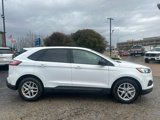 Used 2022 Ford Edge SE image 4