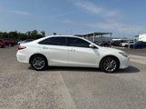 Used 2017 Toyota Camry SE image 2