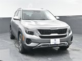 Used 2023 Kia Seltos S image 2