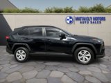 Used 2019 Toyota RAV4 LE image 2
