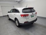 Used 2017 Kia Sorento LX image 5