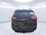 Used 2016 Jeep Cherokee Sport image 4