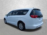 Used 2022 Chrysler Voyager LX image 6